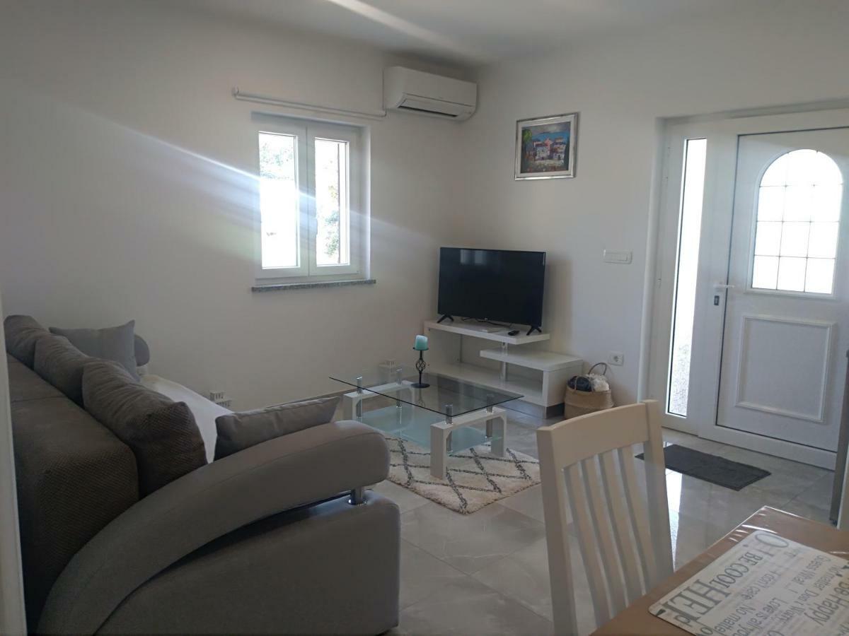 Apartment Ivana Novigrad Istria Eksteriør bilde